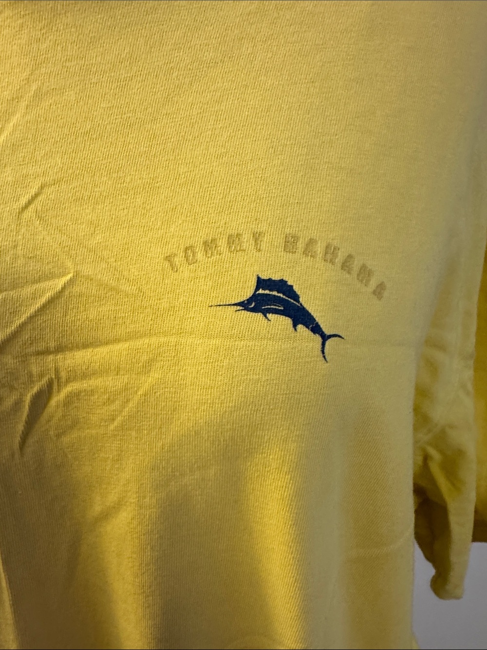Tommy Bahama yellow tee with "Golf Tips" design - Picture 2 of 5